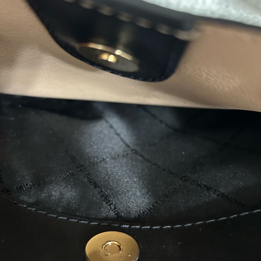 Michael Kors Black and Gold Tote with Elegant Design - Picture 6 of 6